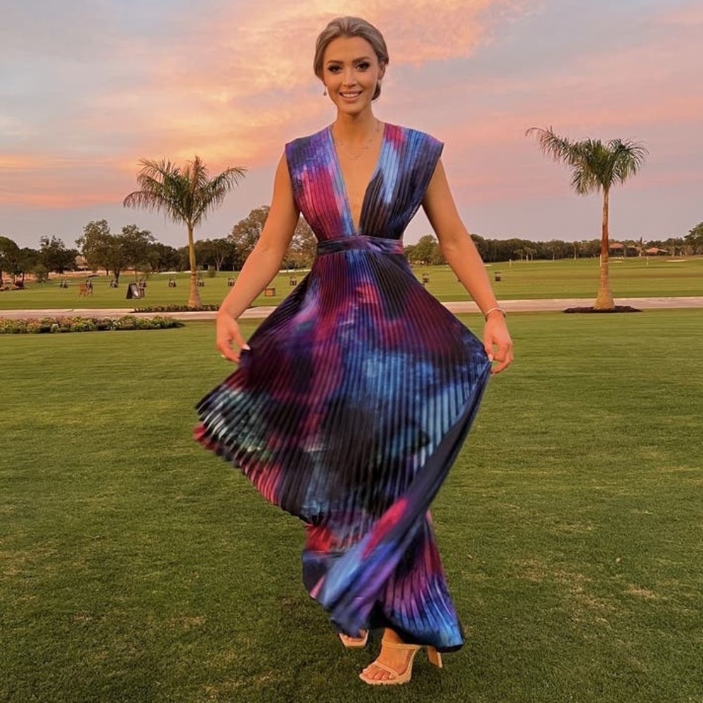 L’idee Gala gown purple pink blue in size 6